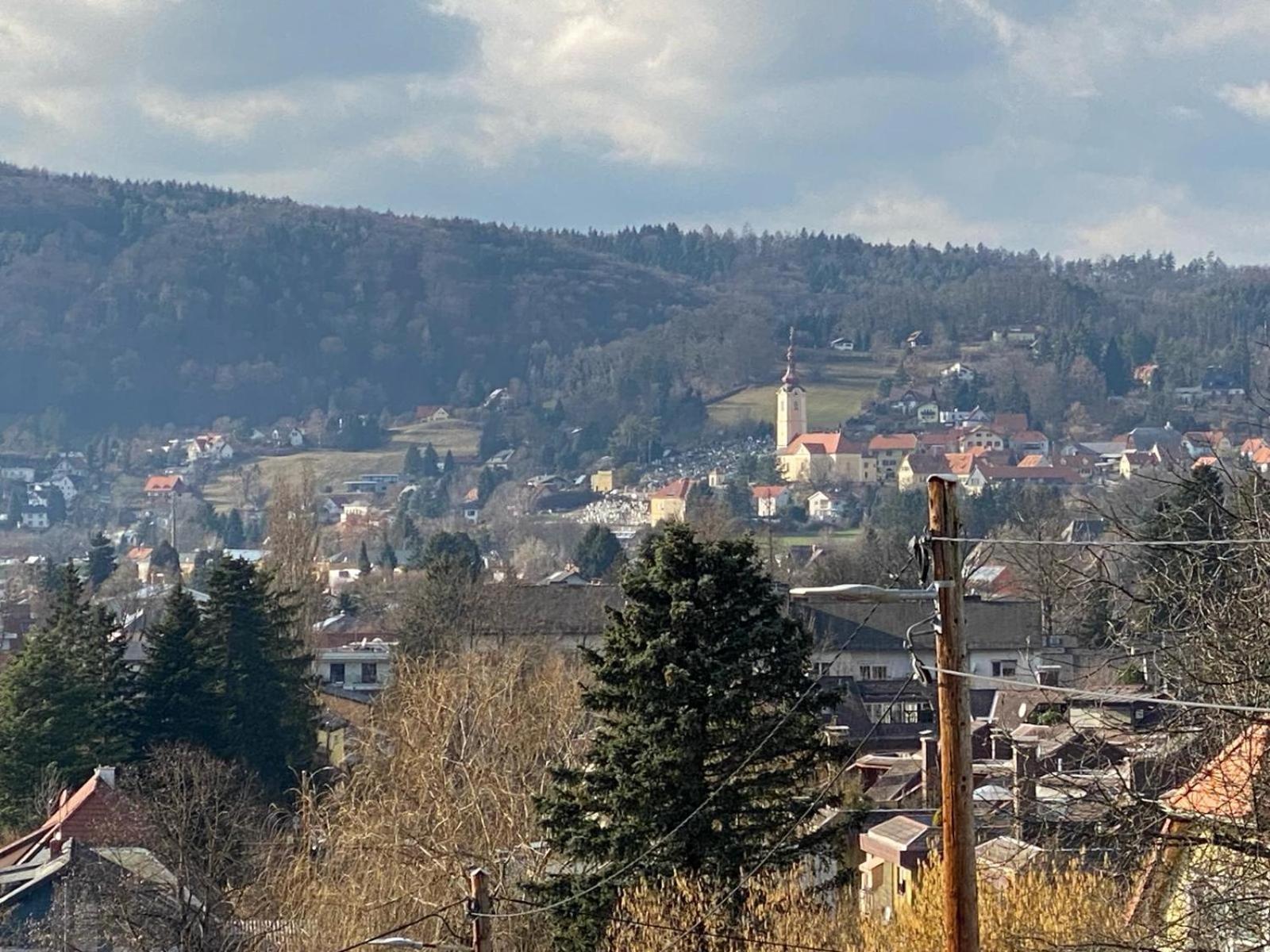 Schoenes Apartment Mit Aussicht Ueber Graz Ngoại thất bức ảnh